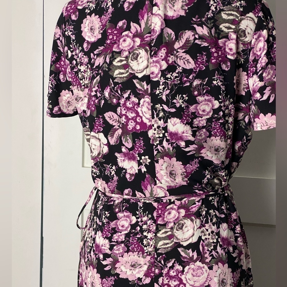 Free Press Black & Pink Floral Wrap Dress Size Large - Picture 9 of 14